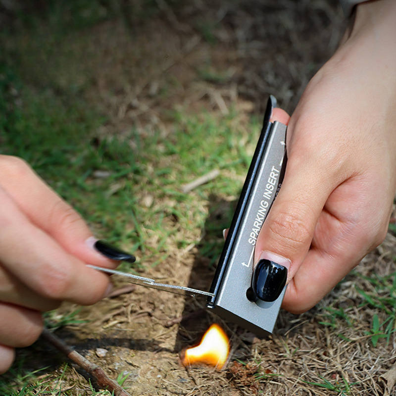 防水マグネシウムフリント＆スティールスティック点火キット、簡 - Fire Starting Kit のレビューと価格