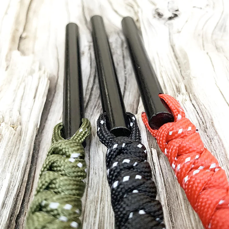 ベア・グリルズ 3-in-1 EDC サバイバルファイヤース - Magnesium Fire Starter のレビューと価格
