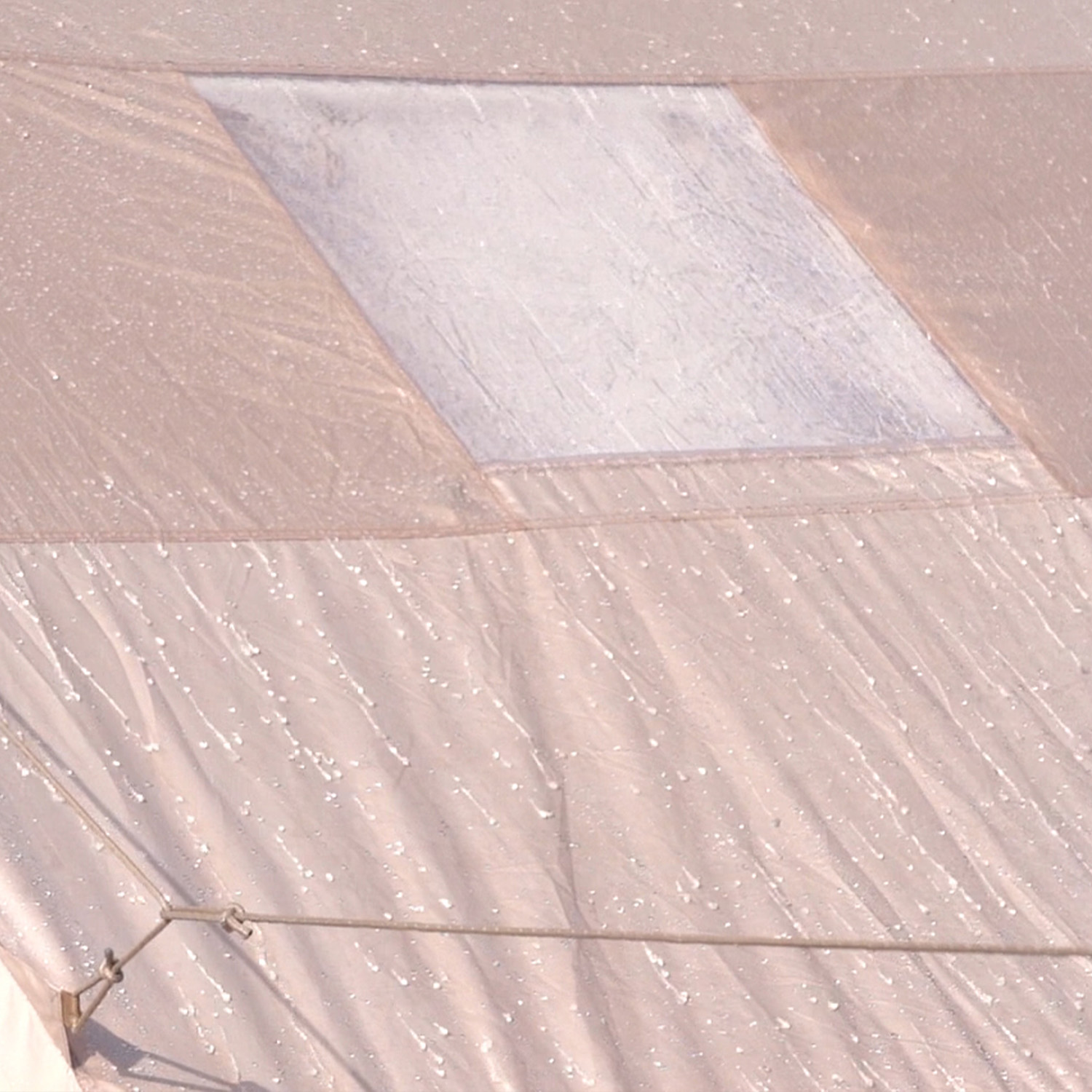 インフレータブルグランピングテント12 ㎡   (129平方 - Emergency Mylar Tent のレビューと価格